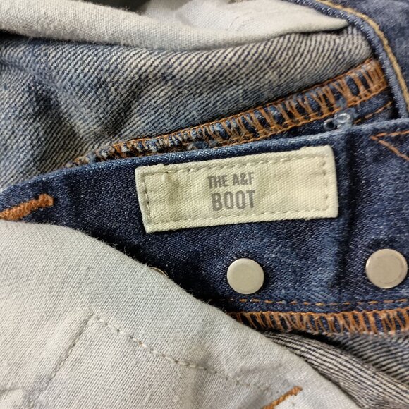 Abercrombie & Fitch The A&F Boot Mens Jeans 33x31 Classic Fit Button Fly Denim - Picture 2 of 11